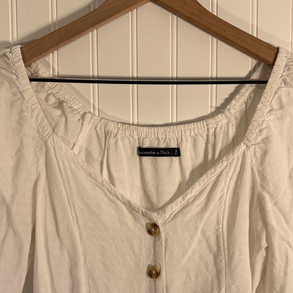 Abercrombie & Fitch White Button-Down Blouse Long Sleeve Women’s Size Small - Picture 2 of 12